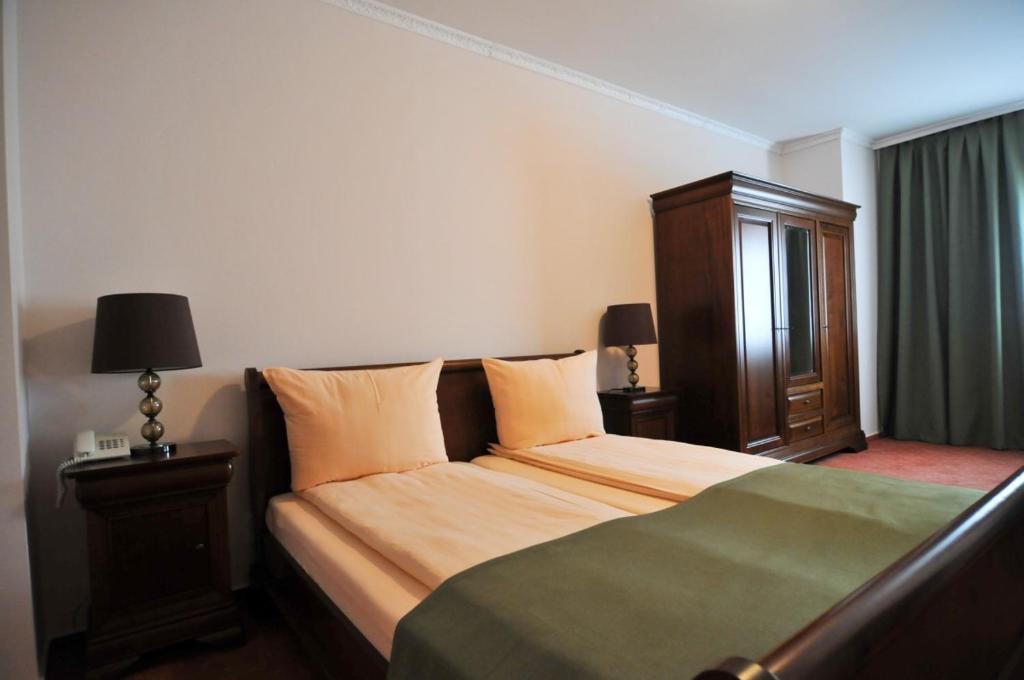 Hotel Tex Club Botosani Bilik gambar