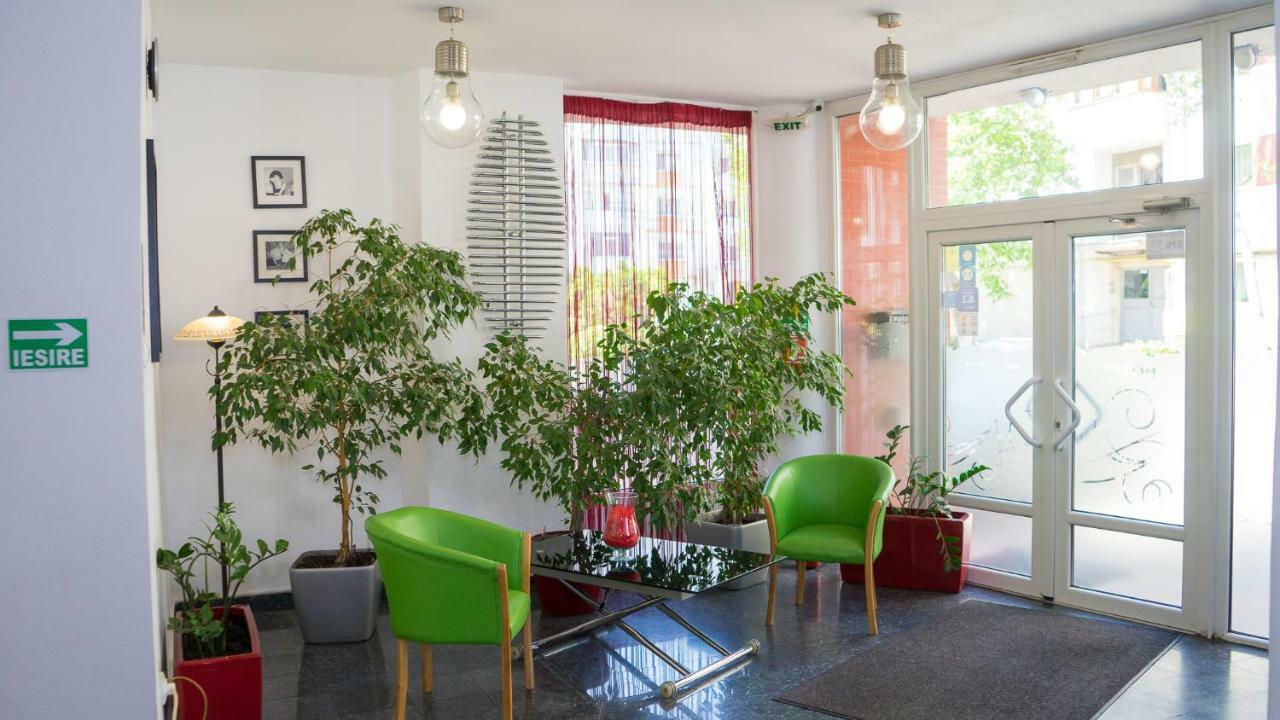 Hotel Tex Club Botosani Luaran gambar