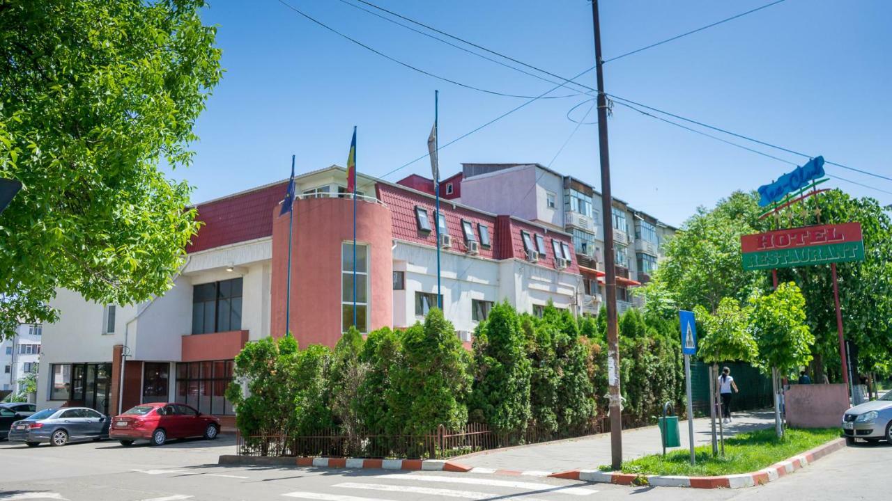 Hotel Tex Club Botosani Luaran gambar