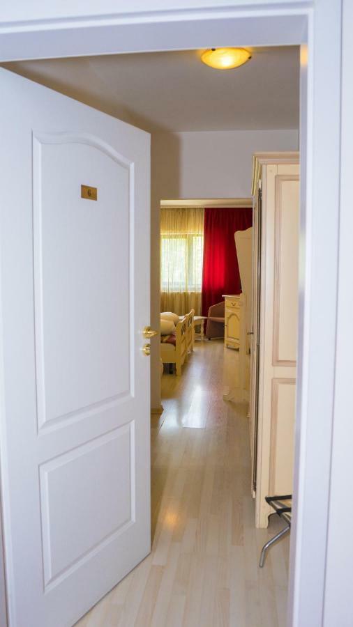 Hotel Tex Club Botosani Luaran gambar